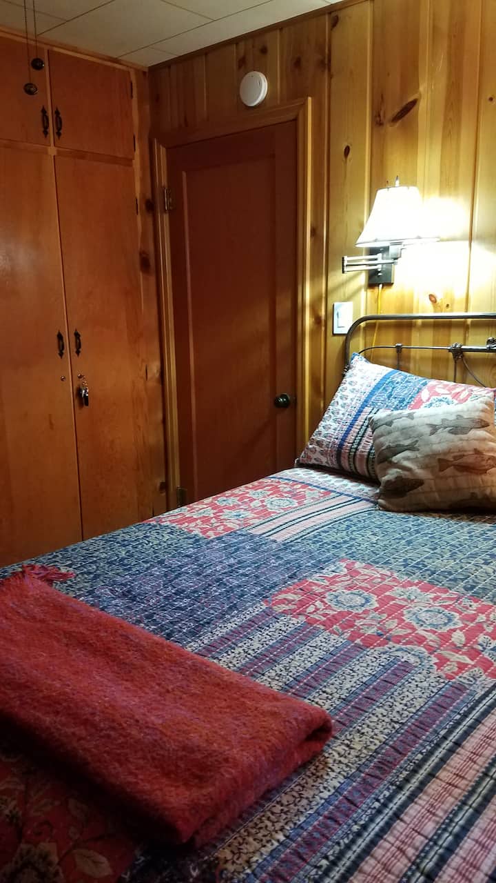 Dhomë gjumi 2