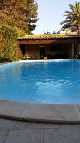 Country Cottage With Swimming Pool Cottages For Rent In Marsala