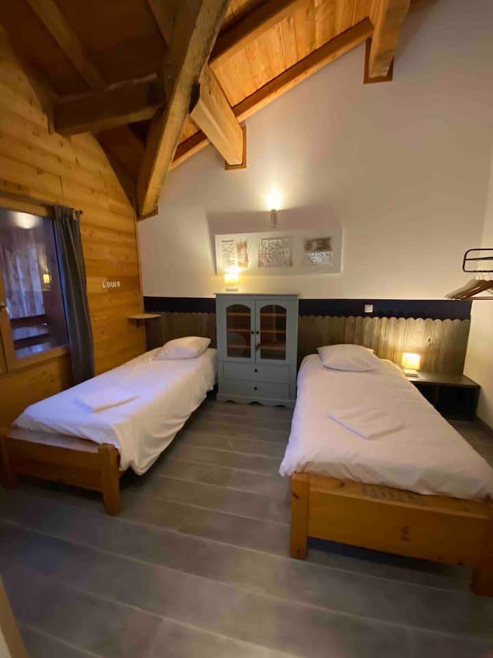 Spavaće sobe 2 kreveta 90 