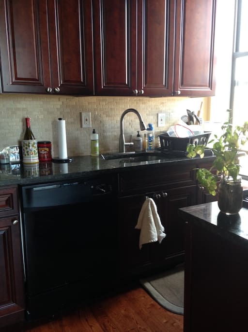 Full kitchen