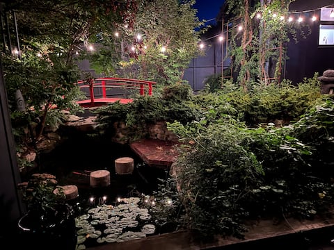 Japanese garden home near coffee shop & college 🪴