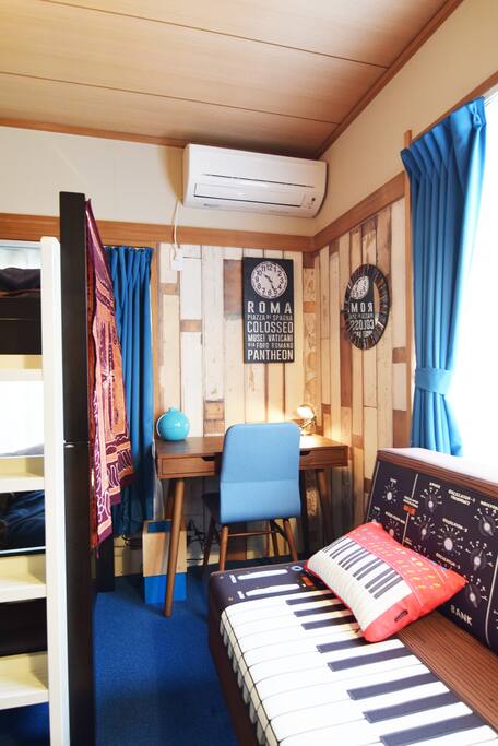 desk in Guestroom