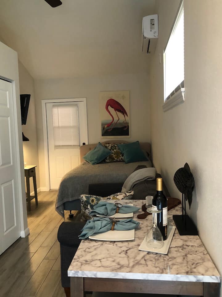 Howard Park Beach & Holiday Rentals Tarpon Springs, FL