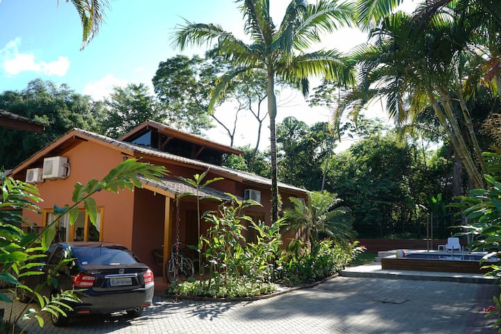 Gorgeous House-Newly renovated- at Juquehy Beach