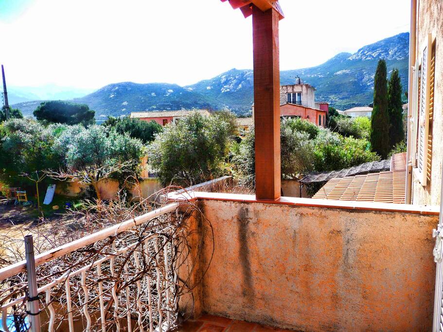 Terrasse équipée p/repas