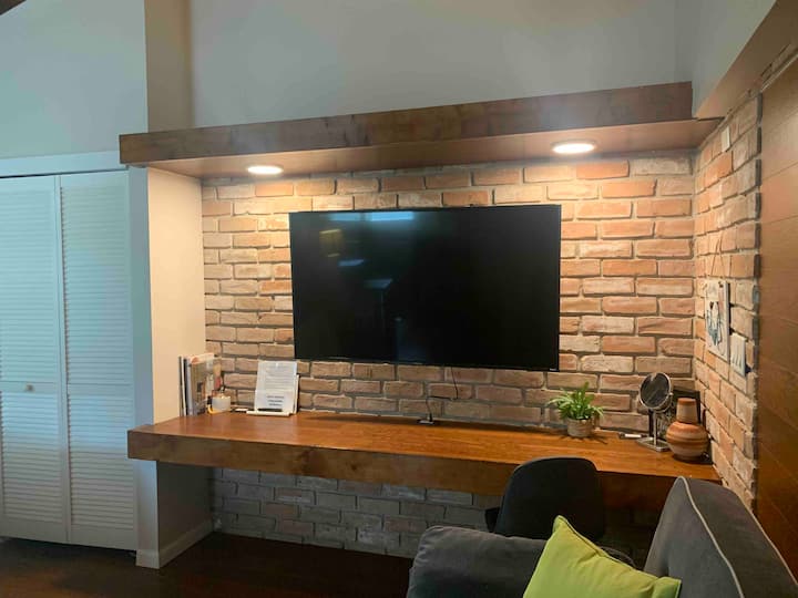 Beautiful Tiny Home In Rancho Viejo - La Paloma, TX
