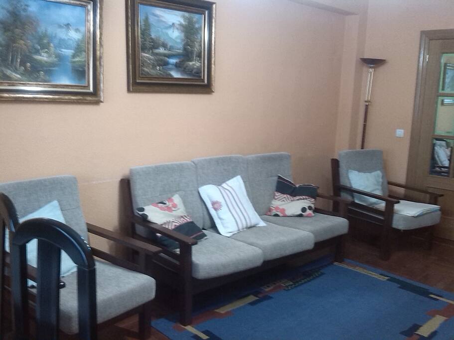 SALON