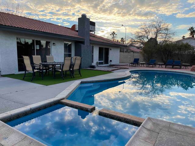 TRENDY & TRANQUIL gallery image 2