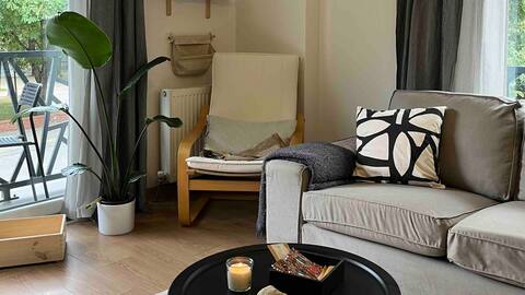 5 min walking distance to metro