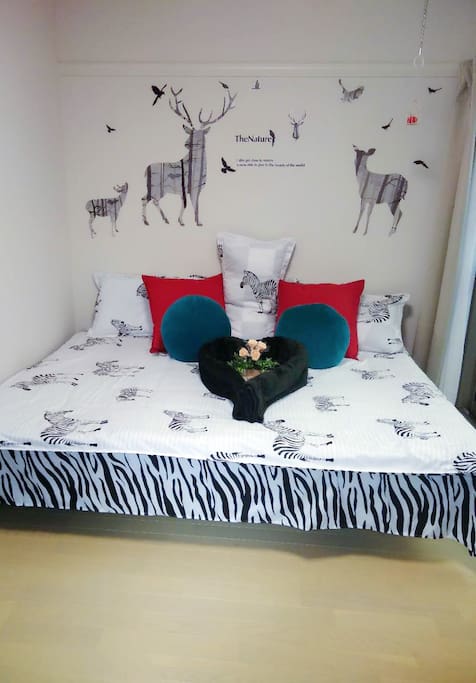 Room is really homey. Suitable for family of 3 or couples
房间布置温馨.适合一家三口.情侣等入住.