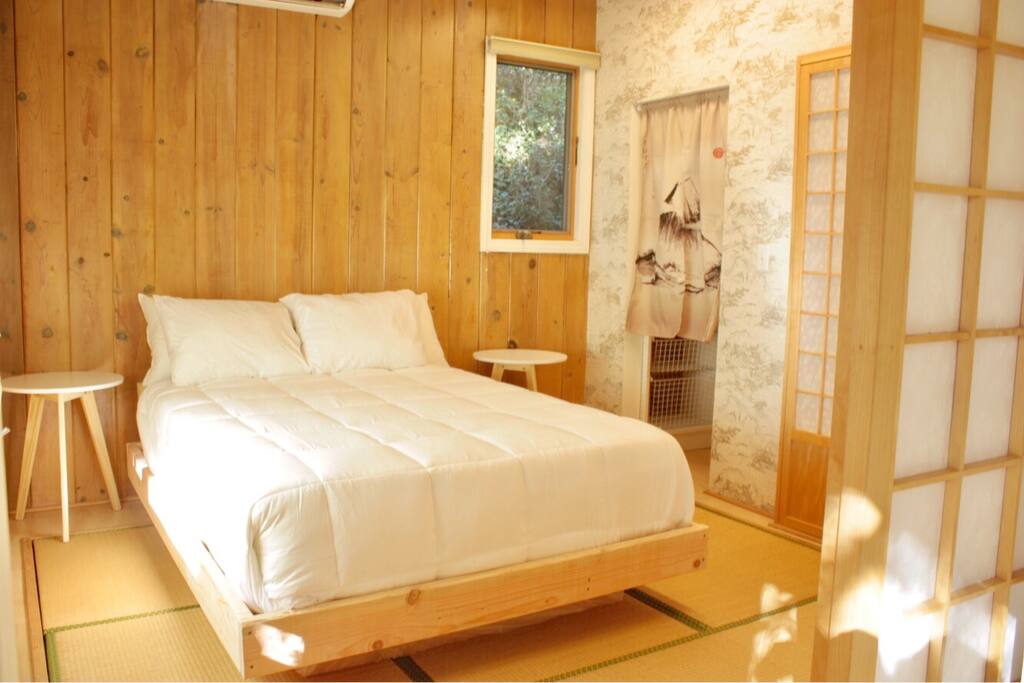 Japanese style bedroom with comfortable tatami floor.
