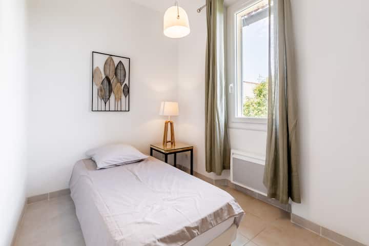 غرفة النوم 2