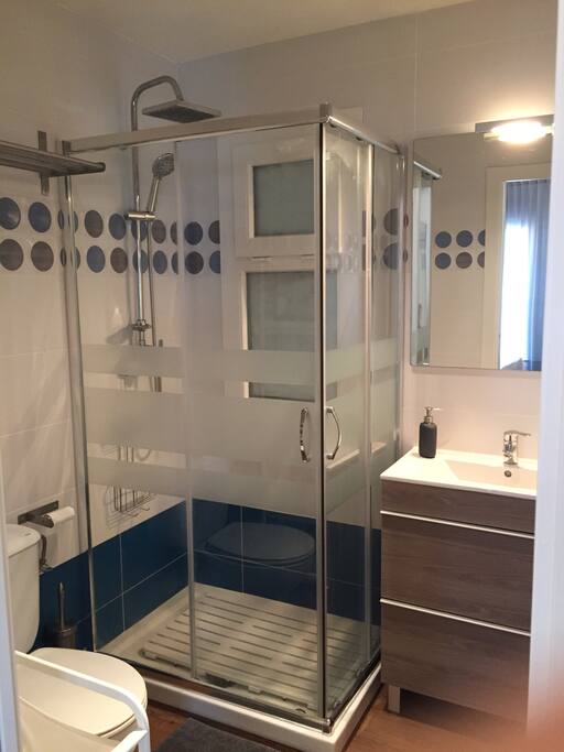 baño en habitación proncipal