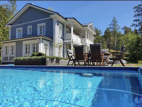 Villa Aurora.Big House with warmed outside pool
