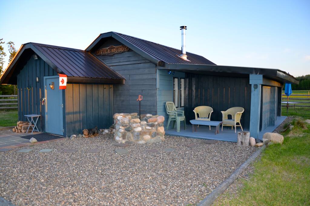 cozy up in the Corral Cottage