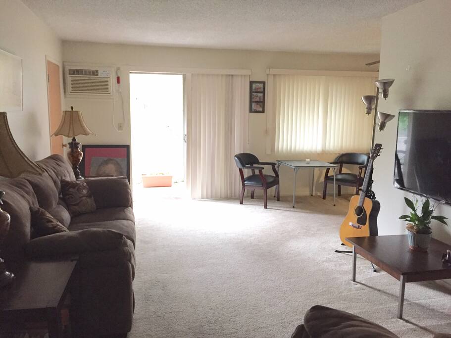 Livingroom
Picture 3