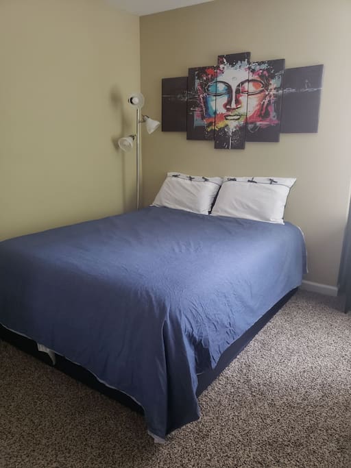 Airbnb room, queen size bed