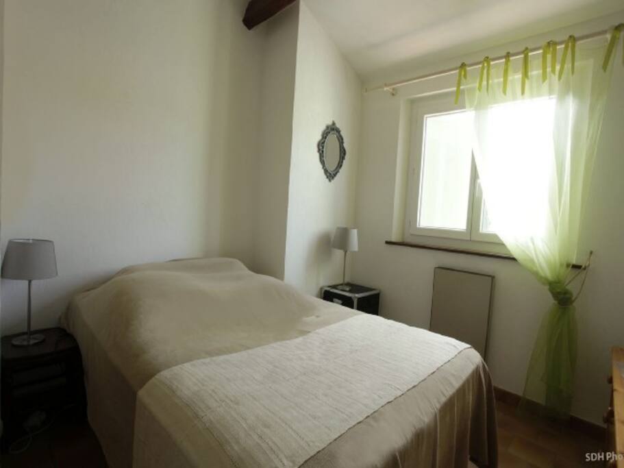 CHAMBRE COTE JARDIN