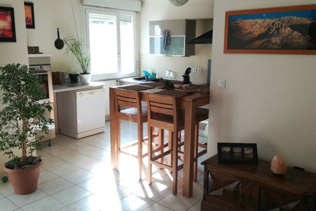 Du salon vers la cuisine