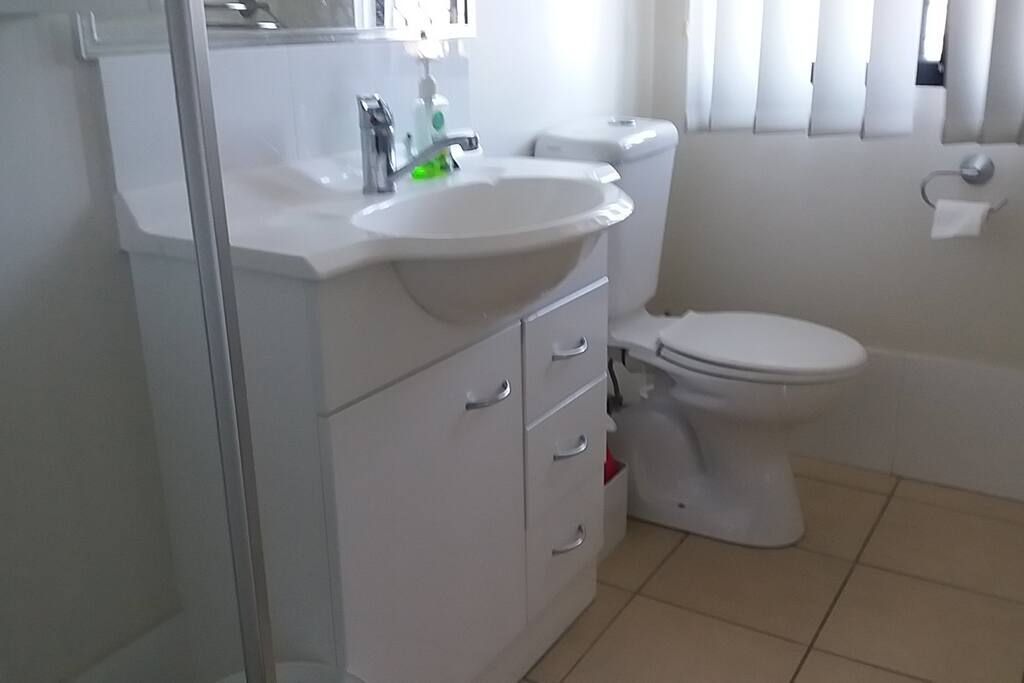 beautiful bathroom for your private use