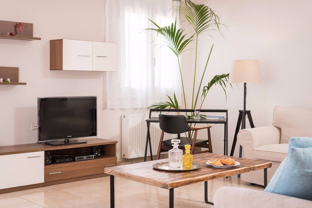 Living room - Satellite TV, DVD player