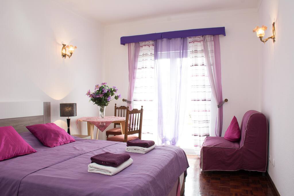Quarto Roxo