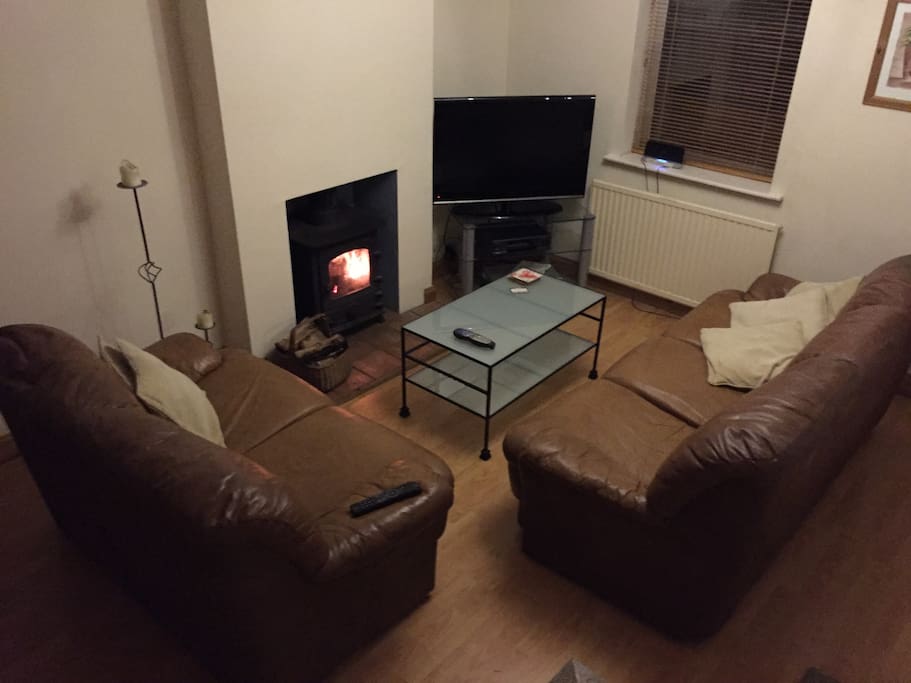 Guests cosy tv room