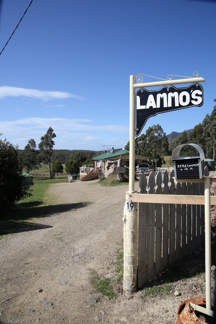 Lammos Houses for Rent in Eaglehawk Neck, Tasmania, Australia Airbnb