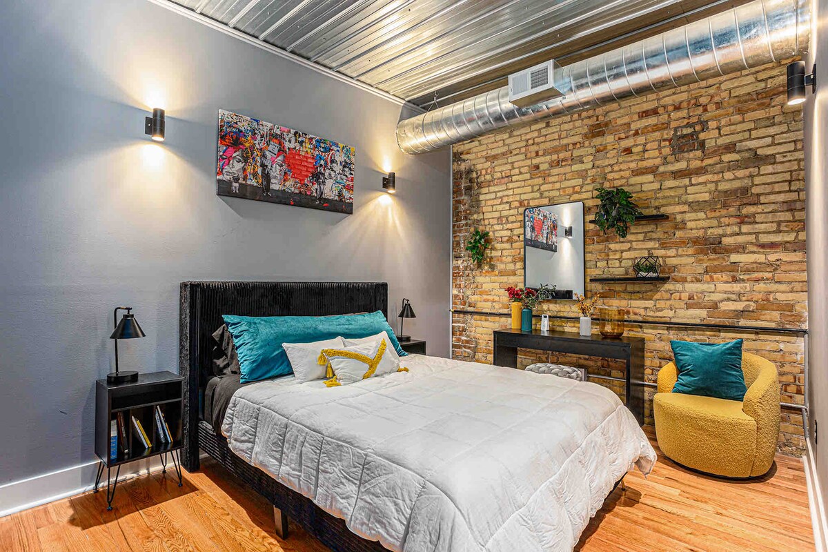 Chumba cha kwanza cha kulala - Chumba cha Kijivu