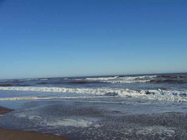Beachhouse/maison de la plage avec wifi