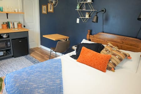 Driftwood Guest Suite- Access to Beach, Bay,  Park