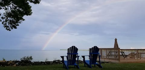 Sheridan Place Pelee