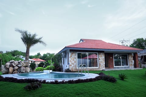 Lujosa villa entera con piscina privada