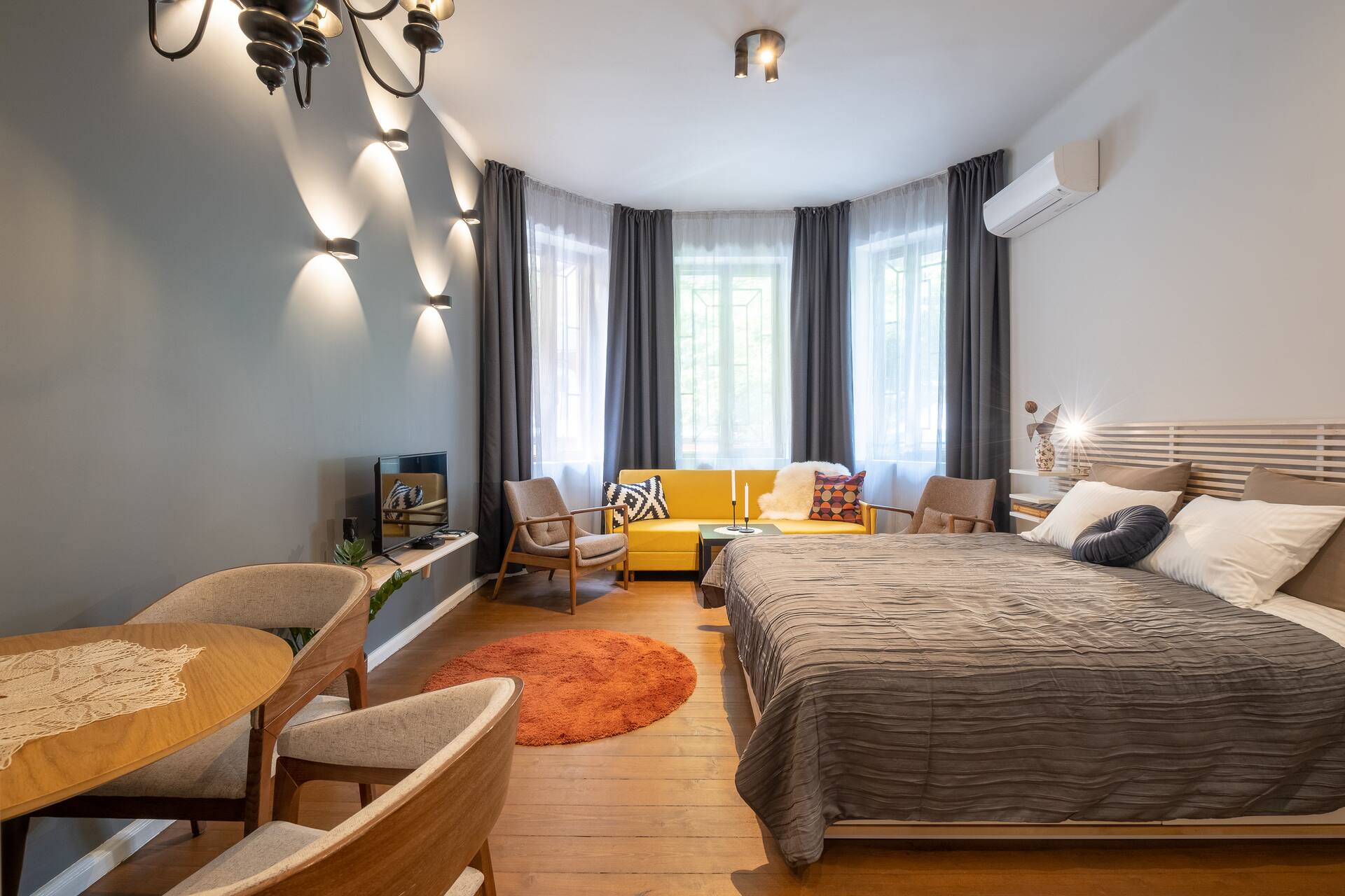 Trendy & Comfy Studio at Vitosha BLVD(Top Center)