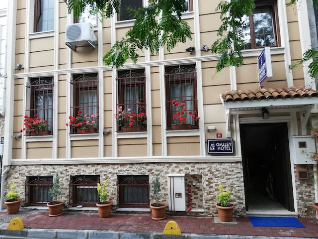 Galley Hotel managed Airbnb listing 2