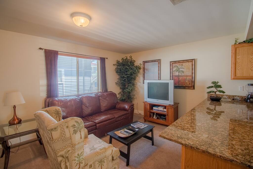 Oak Shores 71