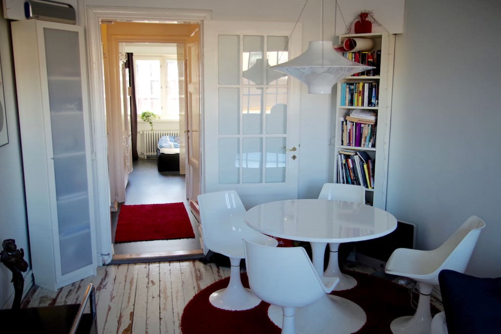 Cozy apartment with Finnish design classics.