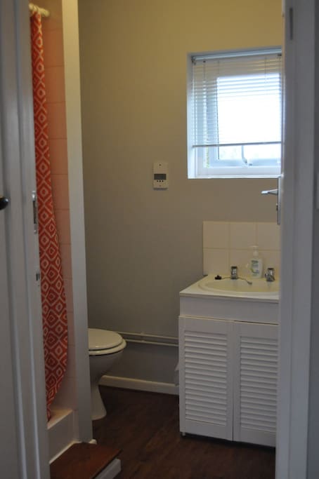 Ensuite shower room