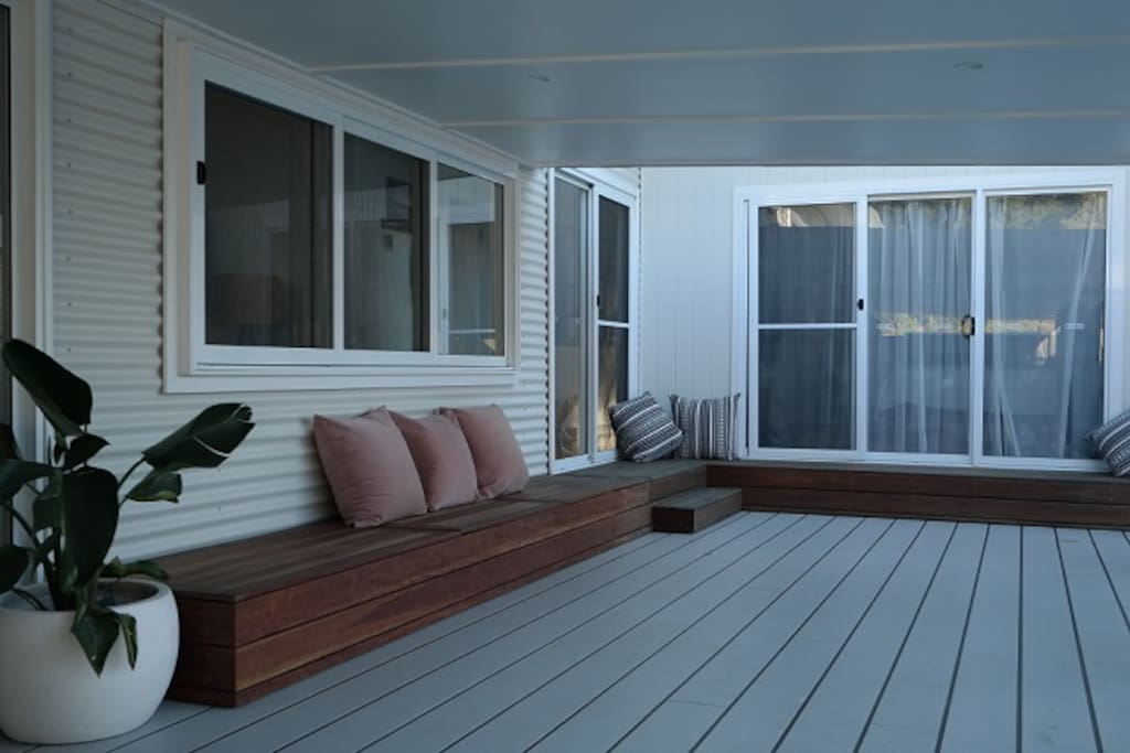 Plenty of outdoor entertainment space