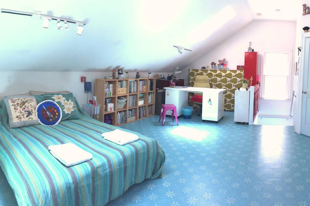The blue picture...the color of the floor is reflected on the white walls