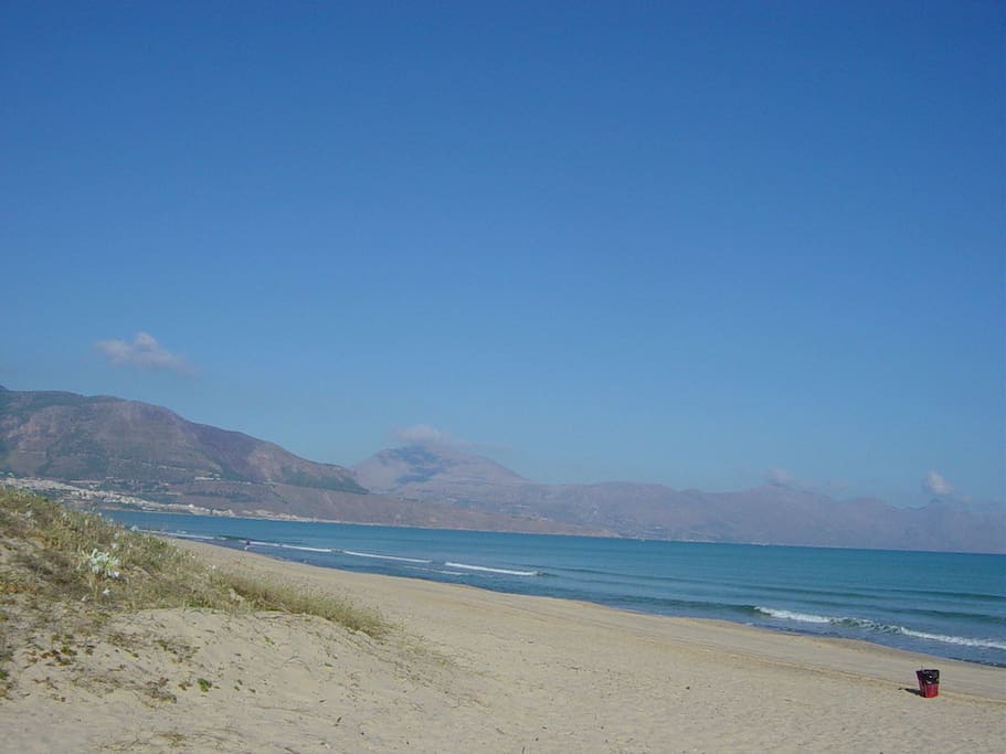 SPIAGGIA A 150 METRI DALLA CASA