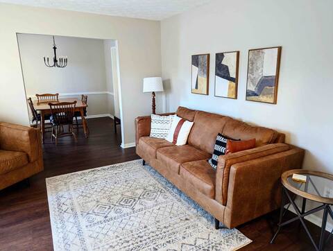 Beautiful 3 Bedroom Home near Lake West Point!