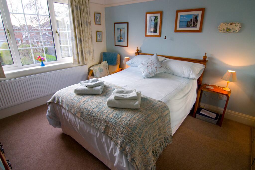 Bedroom 1 - Double