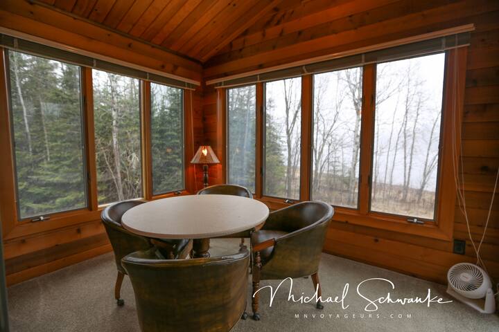 Bayside Cedar Cabin Crane Lake Cabins For Rent In Crane Lake