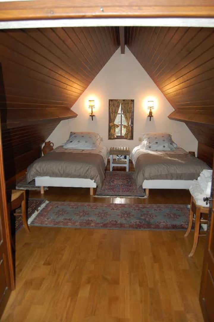 غرفة النوم الثالثة.
