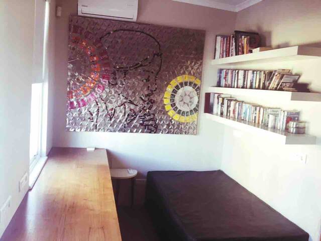 The Purple House in the Bo’Kaap gallery image 5