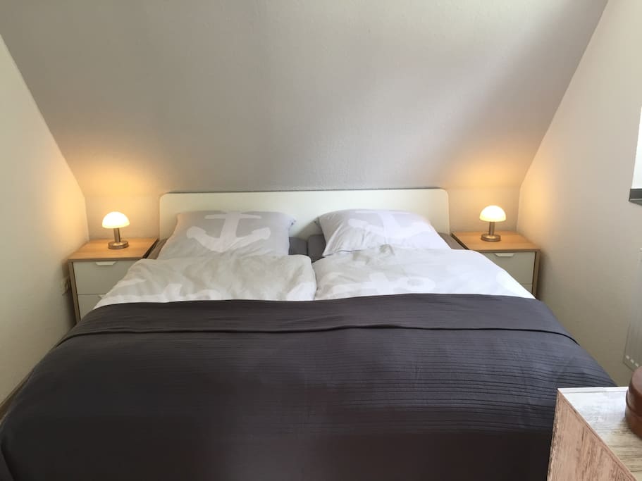 Schlafzimmer 2