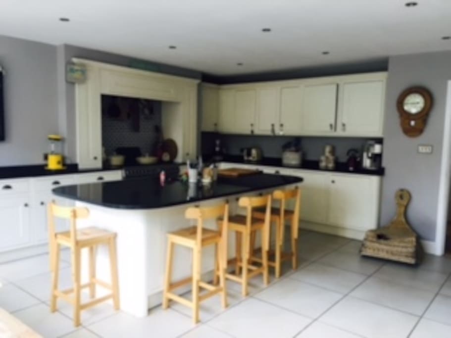Large, bright kitchen with underfloor heating
