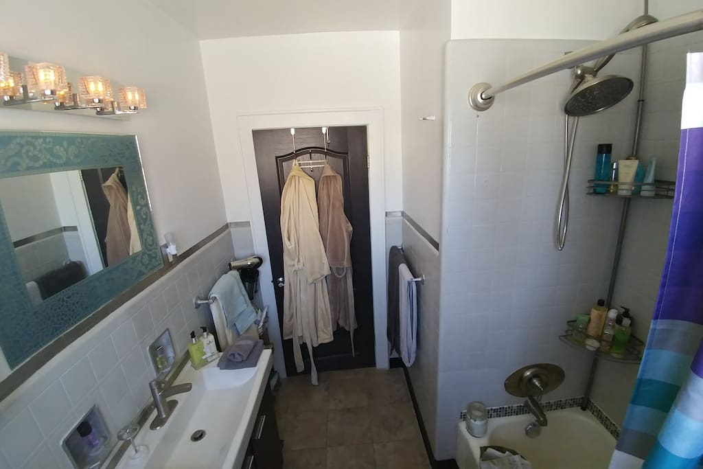Rain Shower /Tub/Spa Robes & Amenities