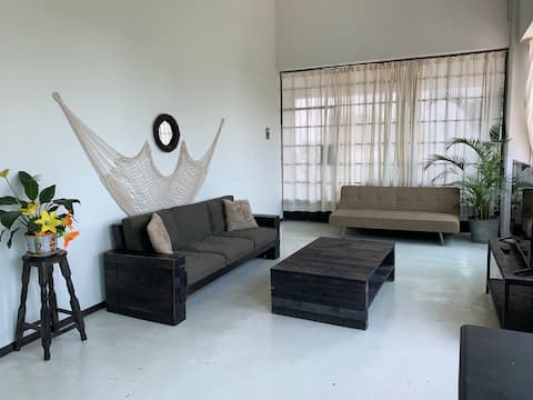 Top performing Airbnb: Downtown CDMX 4bdr stylish & spacious ch9 in Obrera